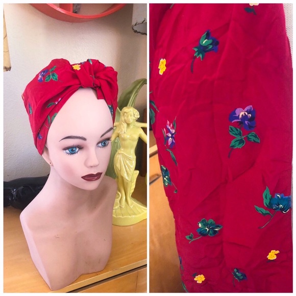 SOLD Vintage 1940s Scarf Floral rectangle Turban - Picture 4 of 7